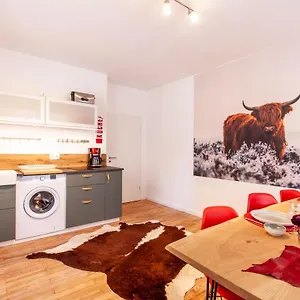 https://self-crafted-wooden-furniture-in-stylish-stay.com-bavaria.com